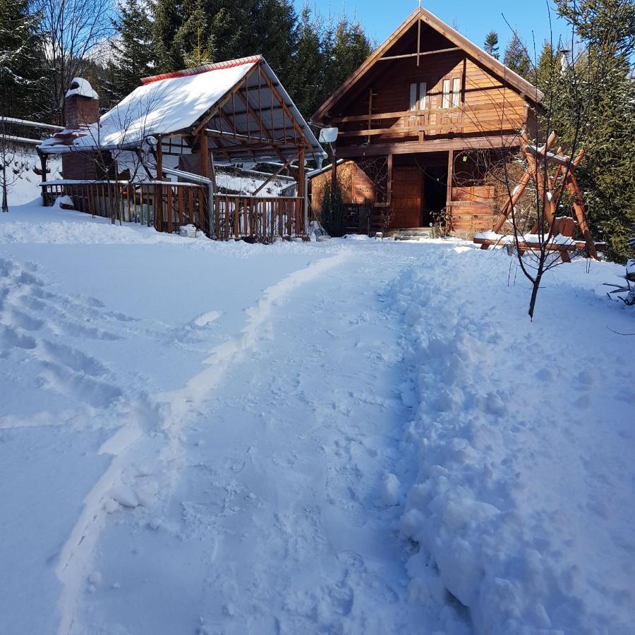 Casa Ria-Ria Pihenohaz Villa Miercurea Ciuc Dış mekan fotoğraf